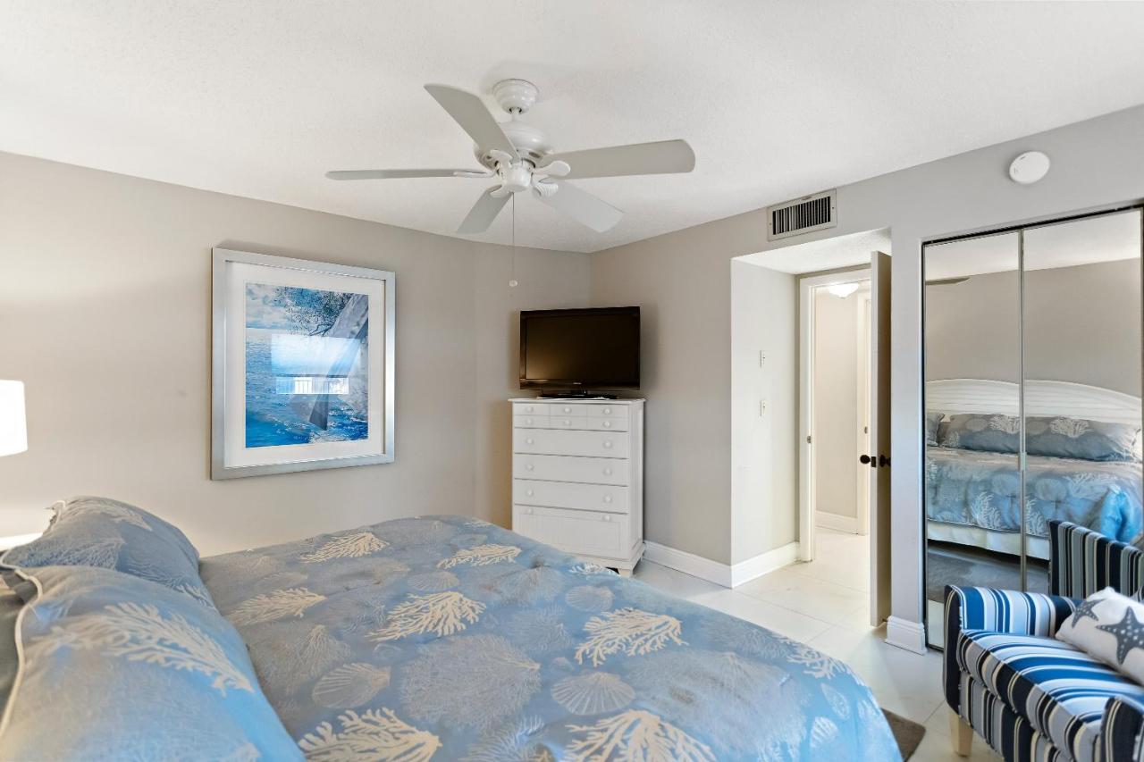 Gulf Gate Resort By Travel Resort Services St. Pete Beach Eksteriør billede