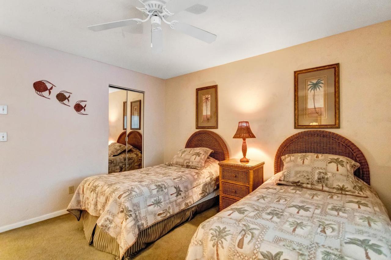 Gulf Gate Resort By Travel Resort Services St. Pete Beach Eksteriør billede