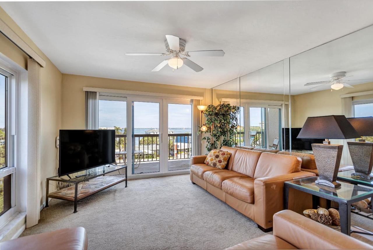 Gulf Gate Resort By Travel Resort Services St. Pete Beach Eksteriør billede